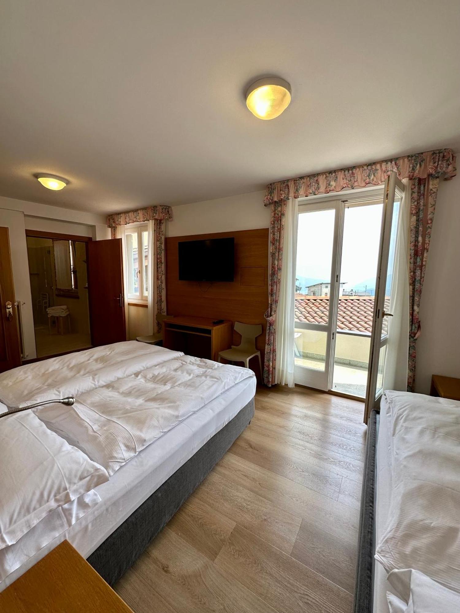 Hotel Miralago Bossico Cameră foto