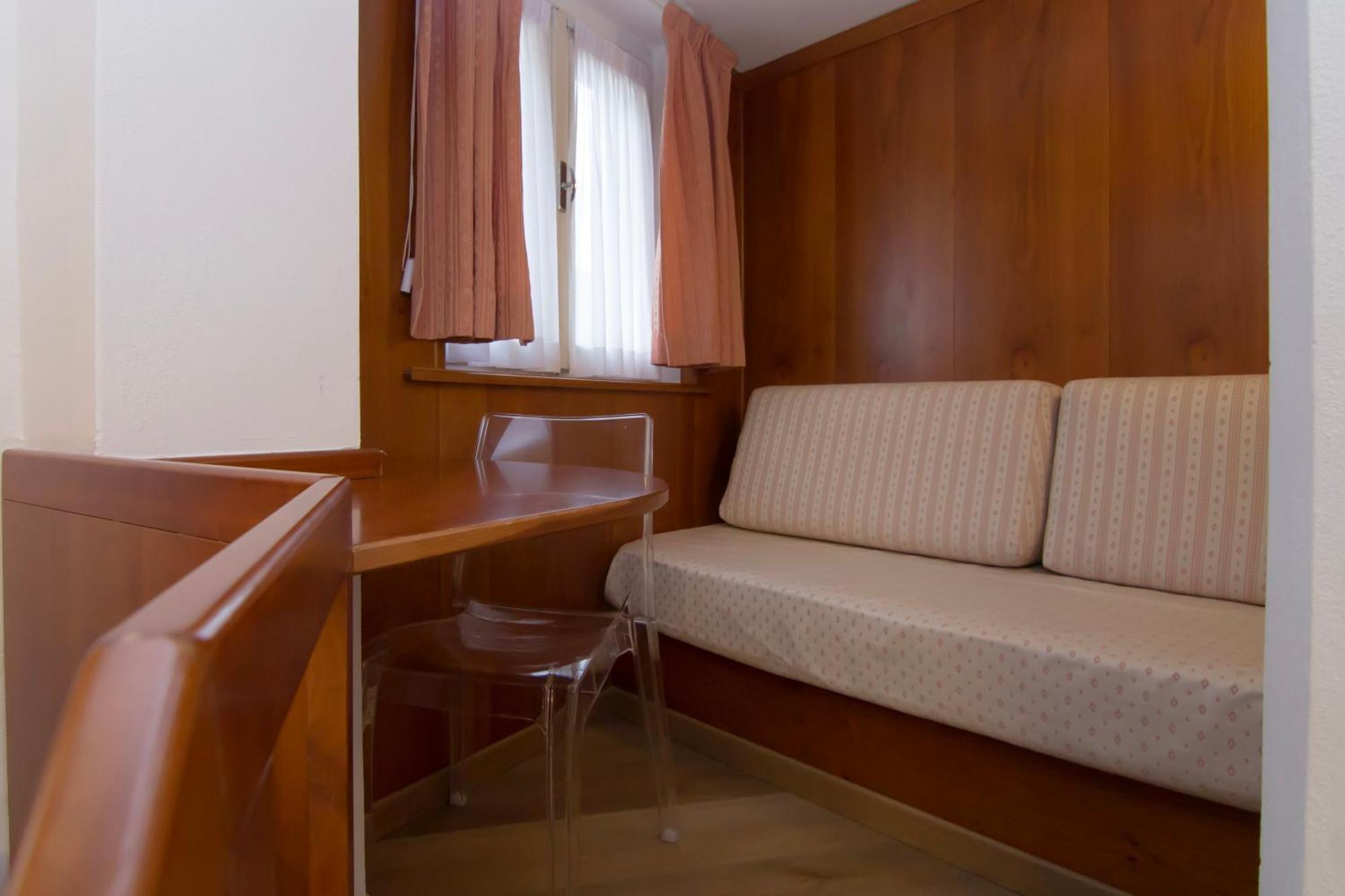 Hotel Miralago Bossico Cameră foto